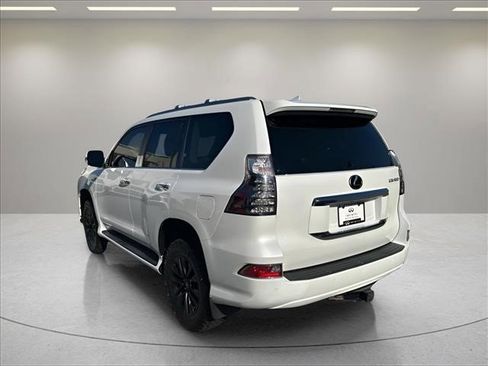 Used 2020 Lexus GX 460 Premium w/ Premium Package AWD/4WD image 3