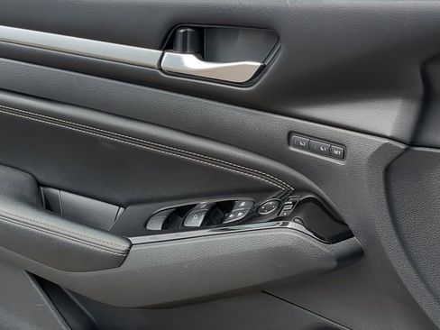 Used 2021 Nissan Altima 2.5 Platinum image 23