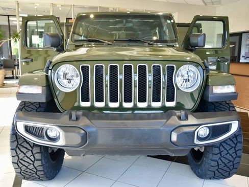 Used 2023 Jeep Wrangler Unlimited Sahara w/ Cold Weather Group AWD/4WD image 2
