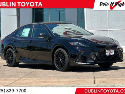 New 2026 Toyota Camry SE w/ Convenience Package