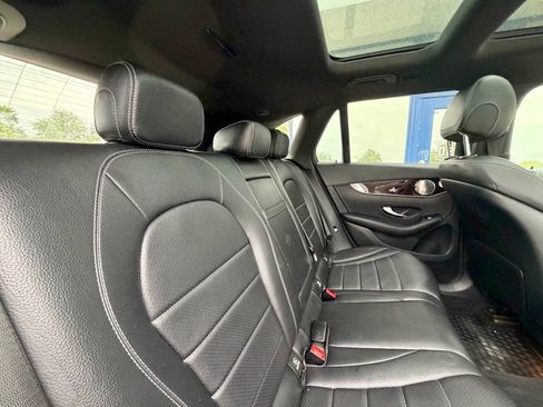 Used 2017 Mercedes-Benz GLC 300 4MATIC image 24