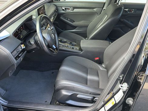 Used 2025 Honda Civic Sport image 10