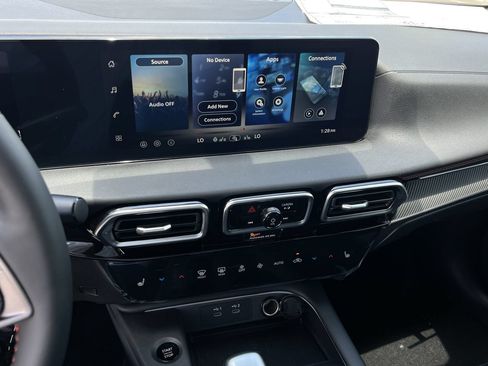 New 2026 Nissan Sentra SR w/ SR Premium Package FWD image 9