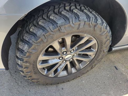 Certified 2021 Ford Expedition Max Limited AWD/4WD image 4
