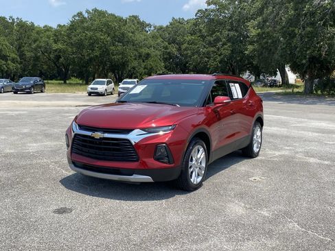 Used 2020 Chevrolet Blazer LT w/ Sound & Technology Package FWD image 4