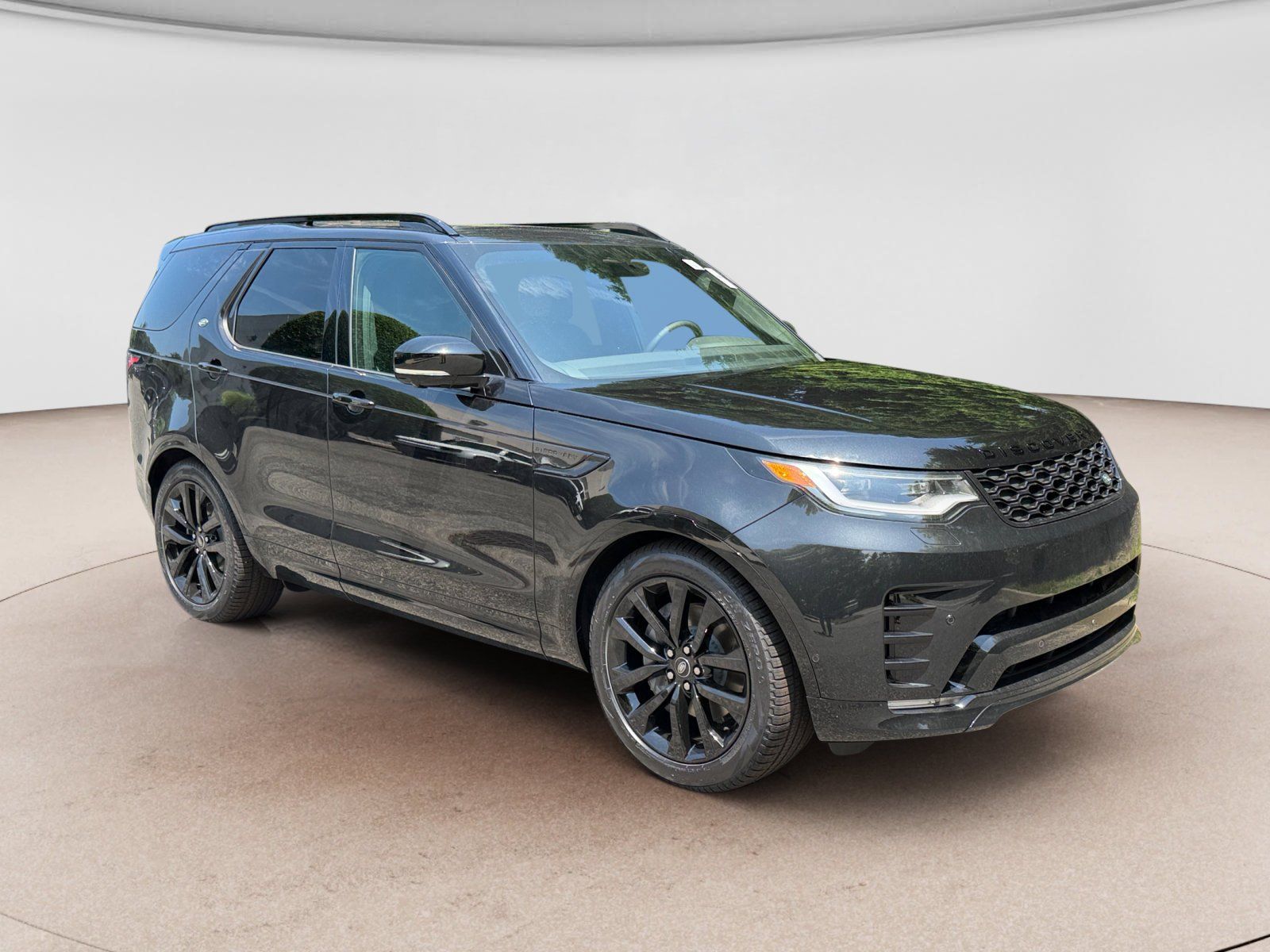New 2026 Land Rover Discovery Dynamic SE AWD/4WD image 7