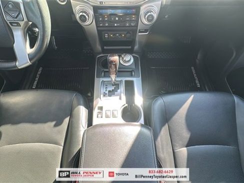 Used 2018 Toyota 4Runner Limited image 9