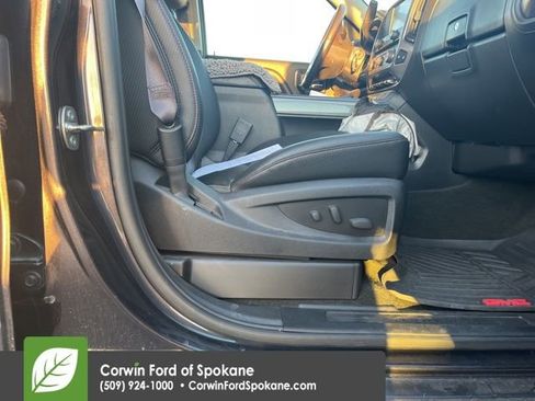 Used 2014 GMC Sierra 1500 SLT w/ All-Terrain Package image 11