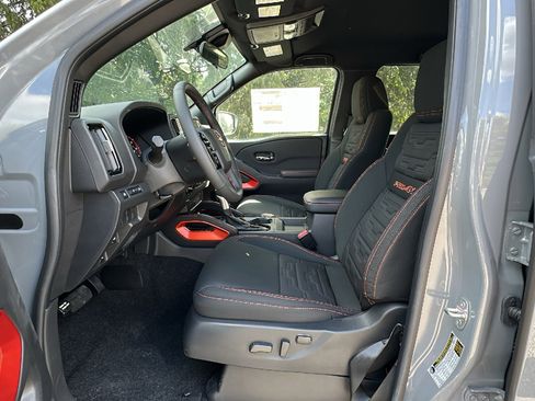 New 2025 Nissan Frontier PRO-4X image 10