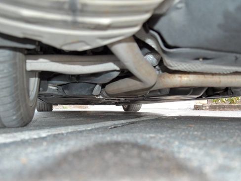 Used 2015 Audi A8 L 4.0T w/ Premium Package image 31