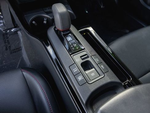 Used 2024 Toyota Prius Prime image 17