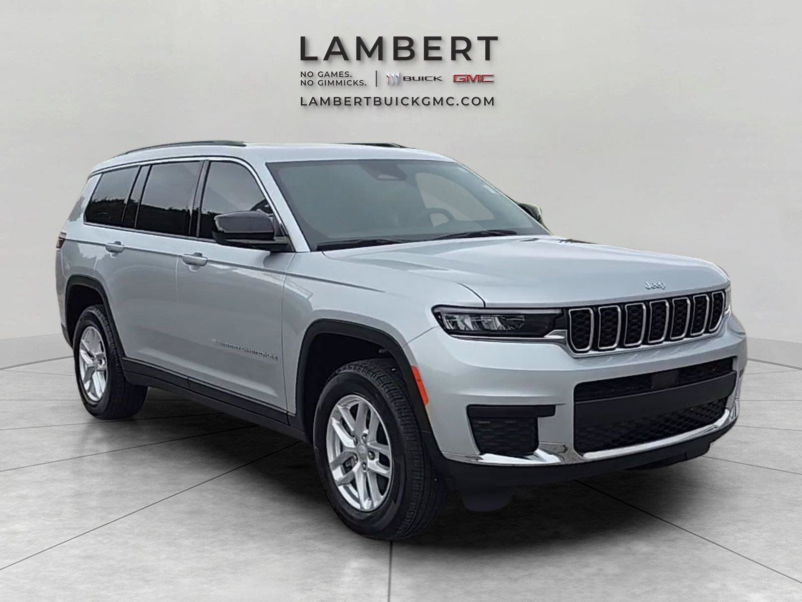 Used 2025 Jeep Grand Cherokee L Laredo w/ Luxury Tech Group I AWD/4WD image 7