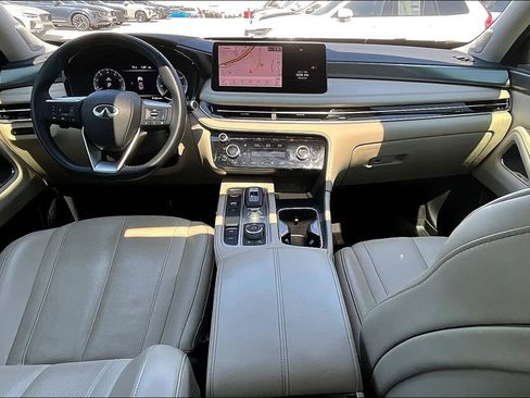 Certified 2025 INFINITI QX60 Luxe image 20