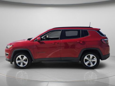 Used 2019 Jeep Compass Latitude w/ Safety & Security Group FWD image 5