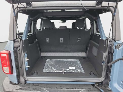 New 2025 Ford Bronco 4-Door AWD/4WD image 16