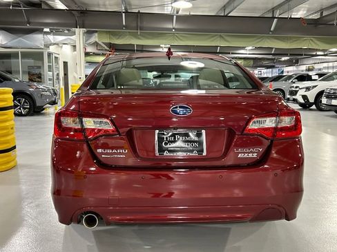 Used 2017 Subaru Legacy 2.5i Limited AWD/4WD image 3