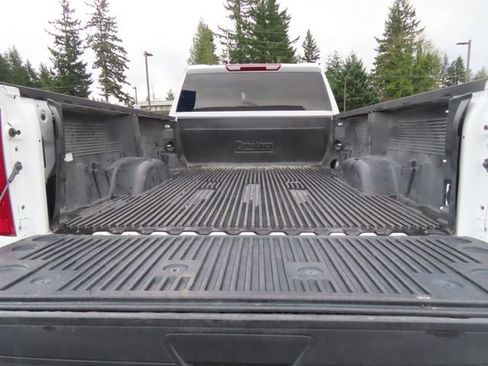 Used 2025 Chevrolet Silverado 2500 LT w/ Convenience Package AWD/4WD image 8