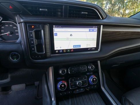 Used 2021 GMC Yukon XL Denali w/ Denali Ultimate Package image 20