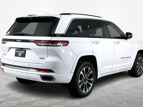 Used 2022 Jeep Grand Cherokee Overland w/ Luxury Tech Group IV image 4