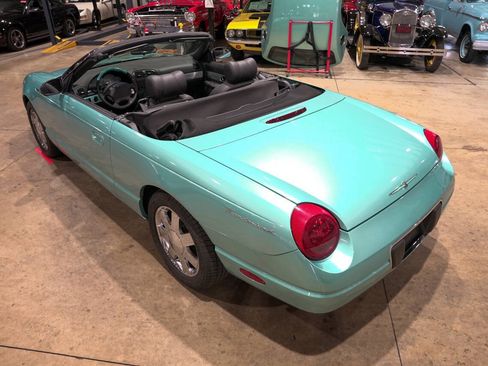 Used 2002 Ford Thunderbird RWD image 16