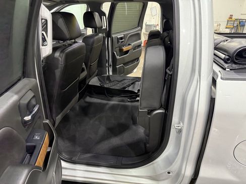 Used 2018 Chevrolet Silverado 1500 LTZ w/ LTZ Plus Package image 26