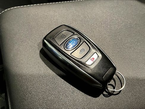 Used 2020 Subaru Forester Limited w/ Popular Package #3 AWD/4WD image 35