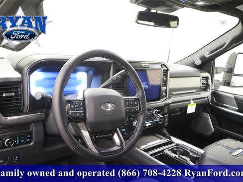 New 2026 Ford F250 Platinum w/ FX4 Off-Road Package image 17