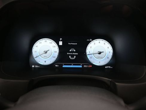 Used 2024 Hyundai Palisade Limited FWD image 14
