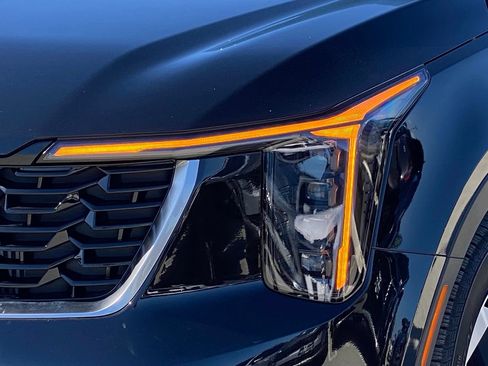 New 2026 Kia Sorento EX w/ EX Premium Package FWD image 8