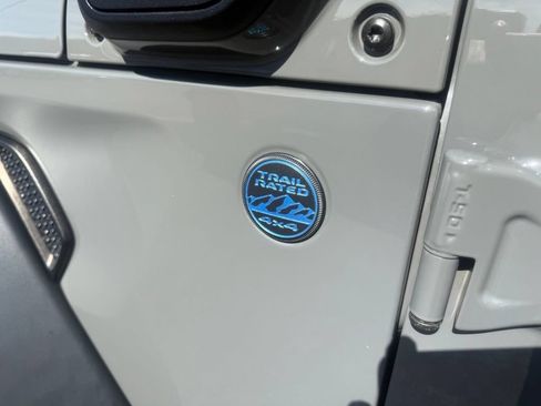 Used 2023 Jeep Wrangler Unlimited w/ Cold Weather Group AWD/4WD image 12