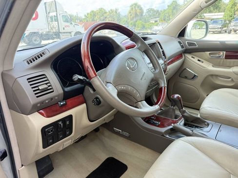 Used 2008 Lexus GX 470 AWD/4WD image 9