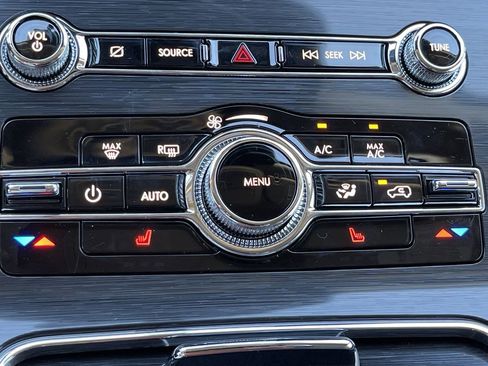 Used 2021 Lincoln Nautilus FWD w/ Equipment Group 101A image 25