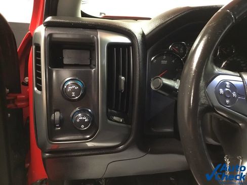 Used 2019 Chevrolet Silverado 1500 LT AWD/4WD image 24
