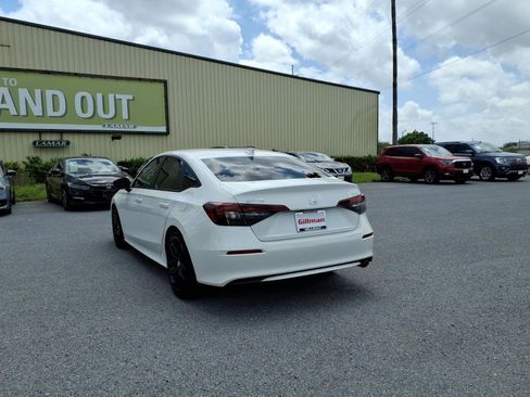Used 2025 Honda Civic Sport image 6