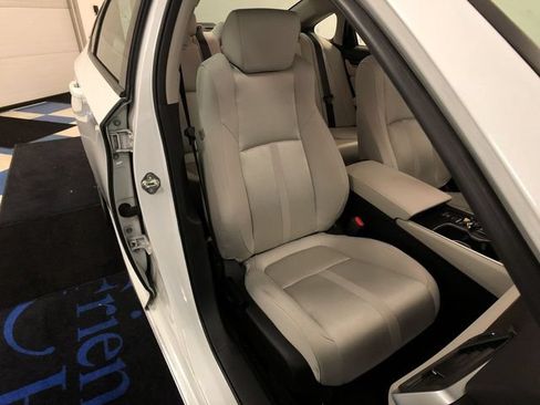 Used 2018 Honda Accord EX image 24