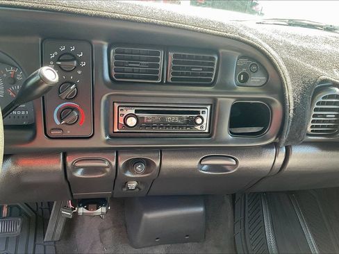 Used 1999 Dodge Ram 3500 Truck 2WD Quad Cab image 15