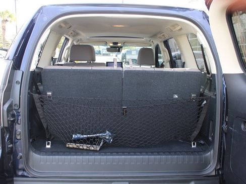 Used 2023 Lexus GX 460 Premium image 44