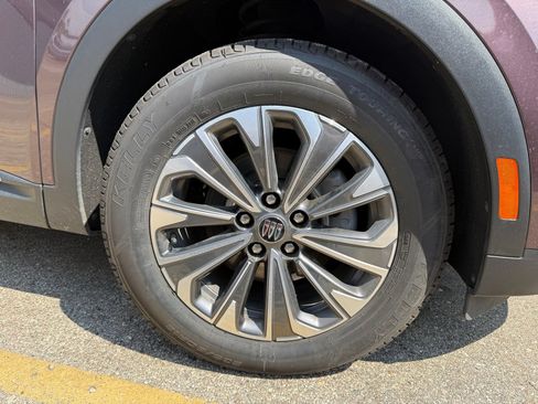 Used 2024 Buick Envision Preferred AWD/4WD image 10