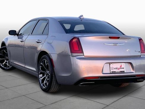Used 2015 Chrysler 300 S image 11
