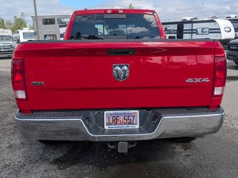 Used 2016 RAM 1500 Classic SLT w/ Luxury Group AWD/4WD image 5