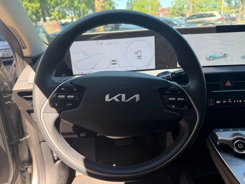 Used 2024 Kia EV6 Wind w/ Wind Technology Package AWD/4WD image 17