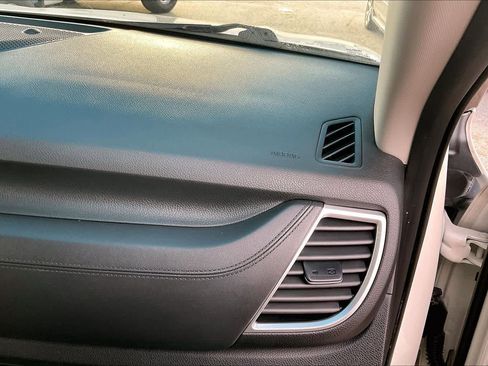 Used 2021 Kia Seltos SX image 19