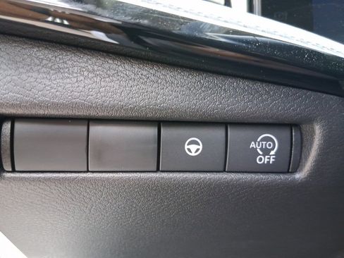 New 2026 Nissan Kicks SR image 23