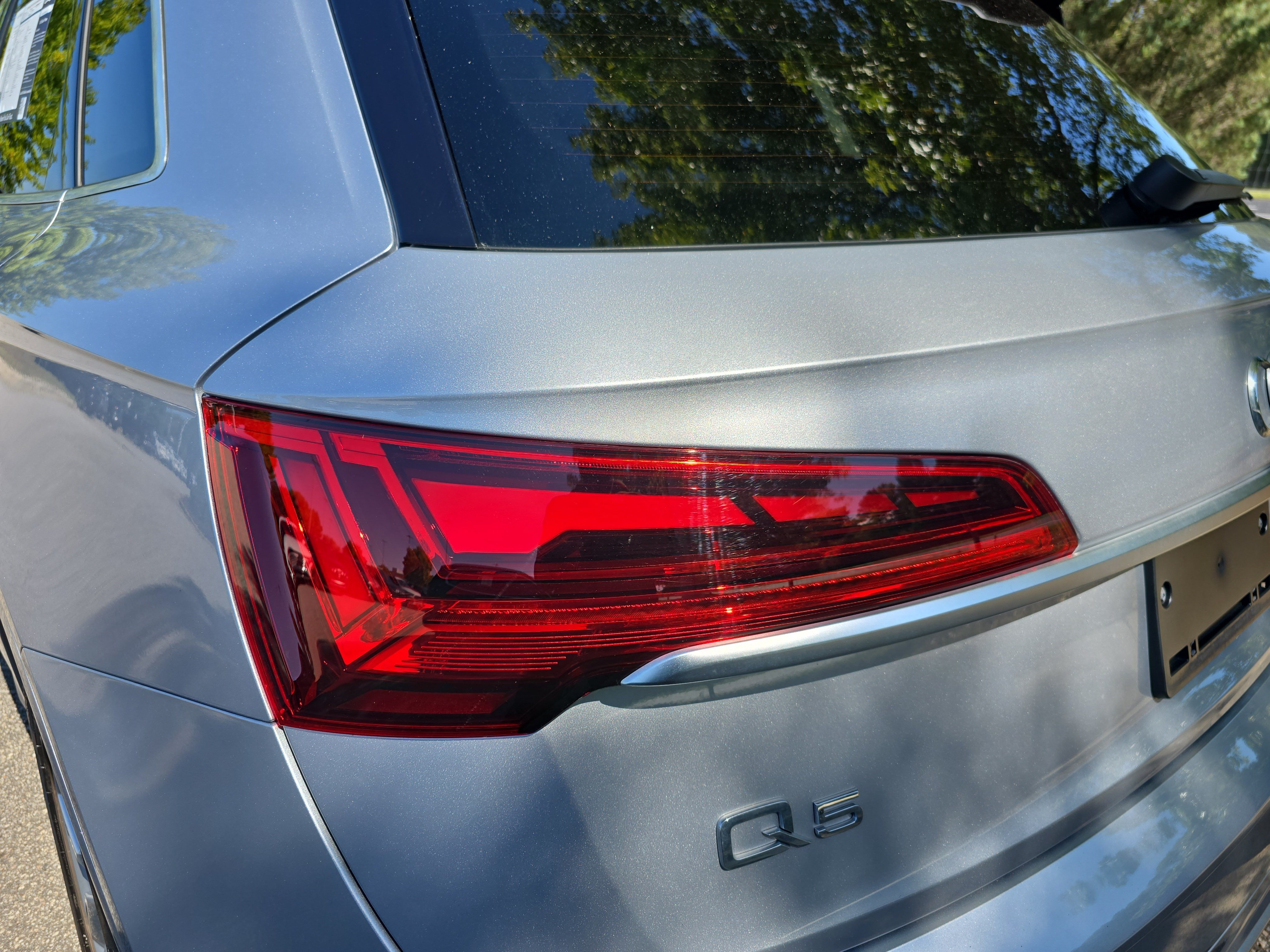 Used 2023 Audi Q5 2.0T Premium w/ Convenience Package AWD/4WD image 31