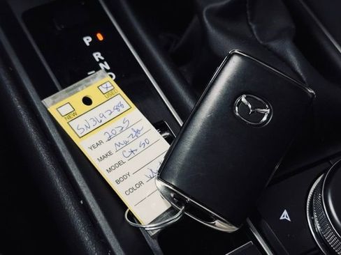 Used 2025 MAZDA CX-50 AWD 2.5 S w/ Premium Package image 39