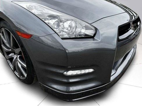 Used 2013 Nissan GT-R Premium AWD/4WD image 12