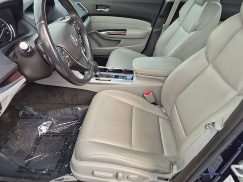 Used 2016 Acura TLX FWD image 9