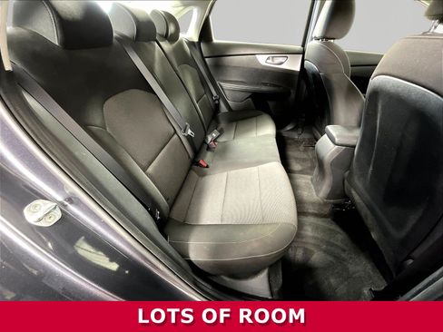 Certified 2022 Kia Forte LXS FWD image 23
