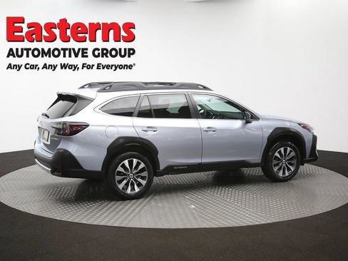 Used 2023 Subaru Outback Limited AWD/4WD image 47