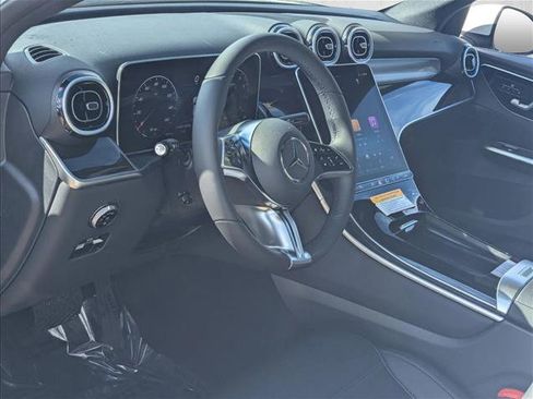 New 2026 Mercedes-Benz GLC 300 4MATIC image 3